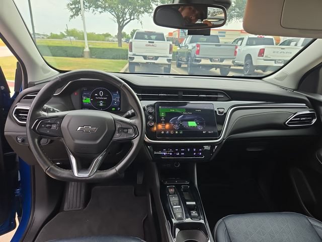 Used 2022 Chevrolet Bolt EUV LT w/ Convenience Package FWD image 19
