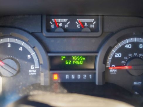 Used 2014 Ford E-350 and Econoline 350 Extended Super Duty w/ Power Group RWD image 31