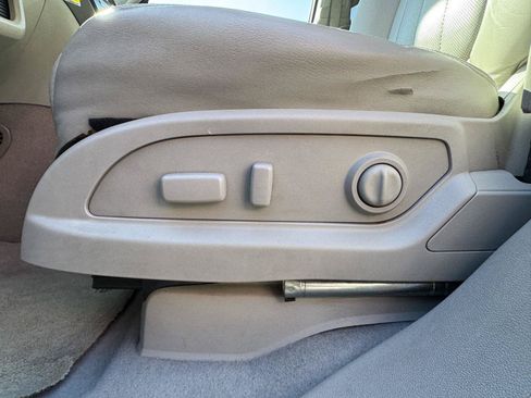 Used 2012 Buick Enclave Leather w/ Trailering Provision Package AWD/4WD image 15