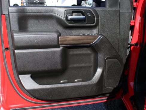 Used 2022 Chevrolet Silverado 2500 LT w/ Convenience Package image 15