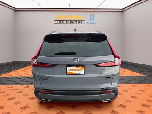 Used 2026 Honda CR-V Sport Touring image 4