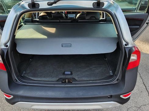 Used 2008 Volvo XC70 3.2 image 36