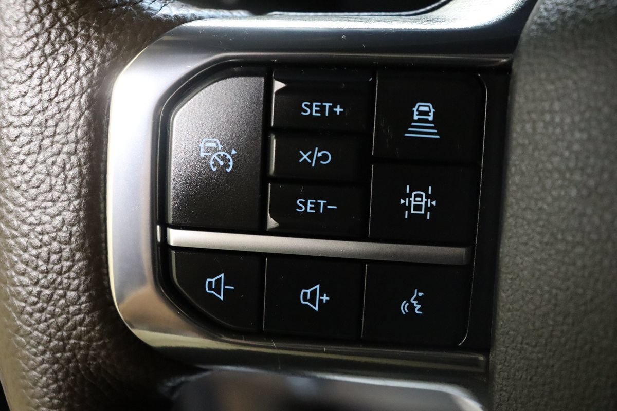 Used 2025 Ford F250 King Ranch w/ FX4 Off-Road Package AWD/4WD image 58
