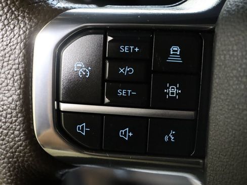 Used 2025 Ford F250 King Ranch w/ FX4 Off-Road Package AWD/4WD image 58