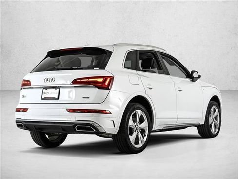 Used 2023 Audi Q5 2.0T Premium Plus w/ Premium Plus Package AWD/4WD image 5