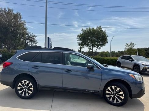 Used 2017 Subaru Outback 2.5i Limited AWD/4WD image 2