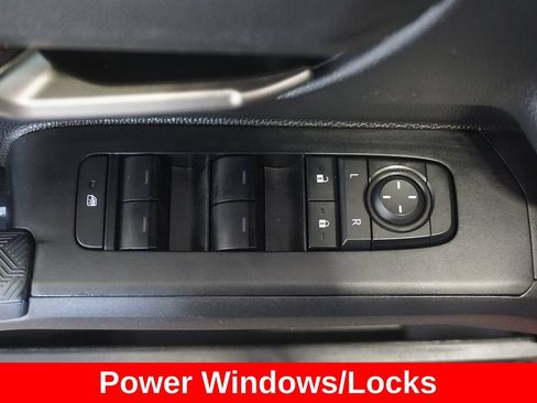 Used 2024 Toyota Tacoma TRD Off-Road AWD/4WD image 6