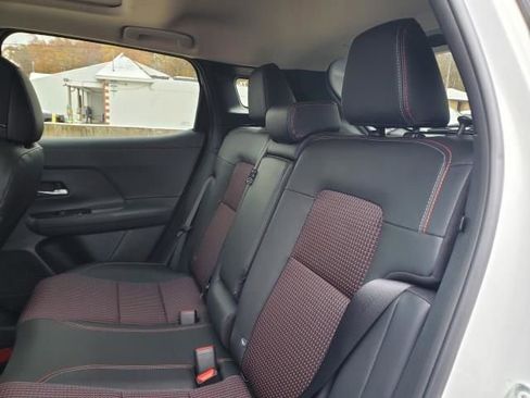 New 2026 Nissan Kicks SR w/ SR Premium Package image 13