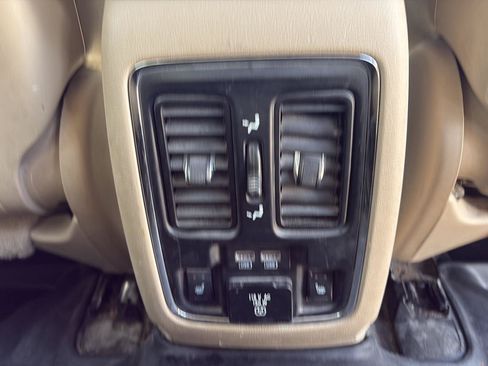 Used 2015 Dodge Durango Citadel w/ Technology Group AWD/4WD image 17