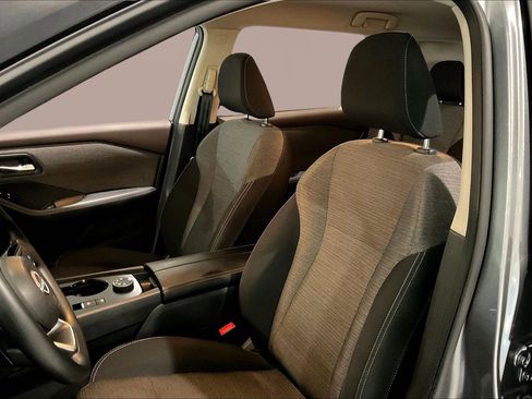 Used 2022 Nissan Rogue SV image 21