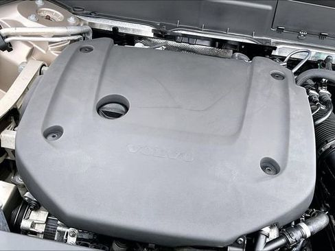 Used 2023 Volvo XC90 B6 Ultimate image 35