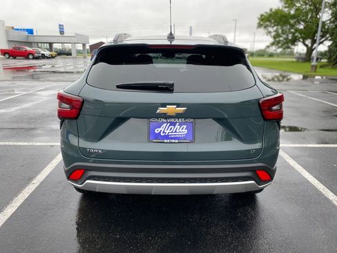 New 2026 Chevrolet Trax LT w/ LT Convenience Package FWD image 6