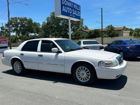 Used 2011 Mercury Grand Marquis LS RWD image 18