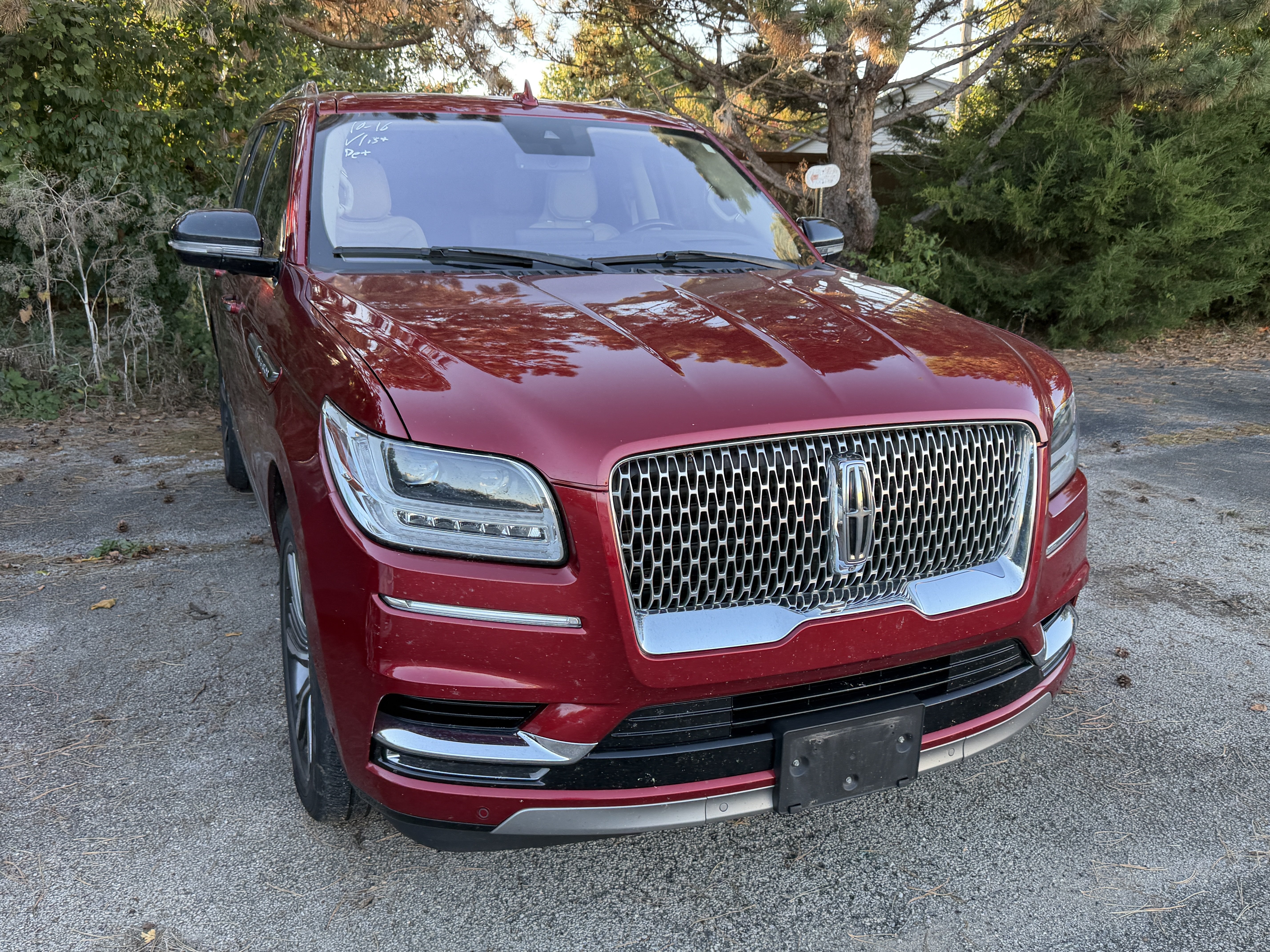 Used 2019 Lincoln Navigator Reserve AWD/4WD image 2