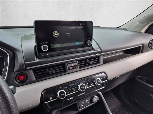 Used 2023 Honda Pilot LX image 20