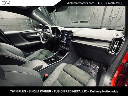 Used 2023 Volvo C40 P8 Recharge Plus w/ Climate Package AWD/4WD image 19