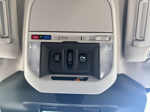 Certified 2024 Subaru Forester Premium AWD/4WD image 21