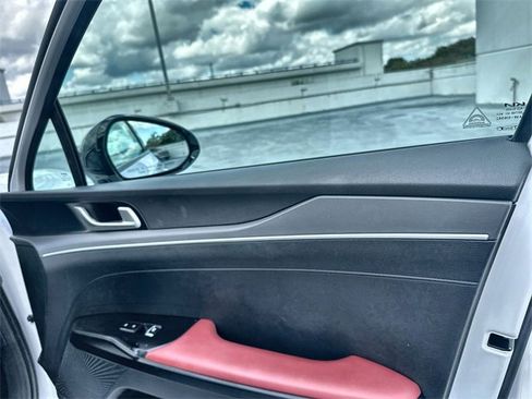 Used 2023 Kia K5 GT-Line image 29