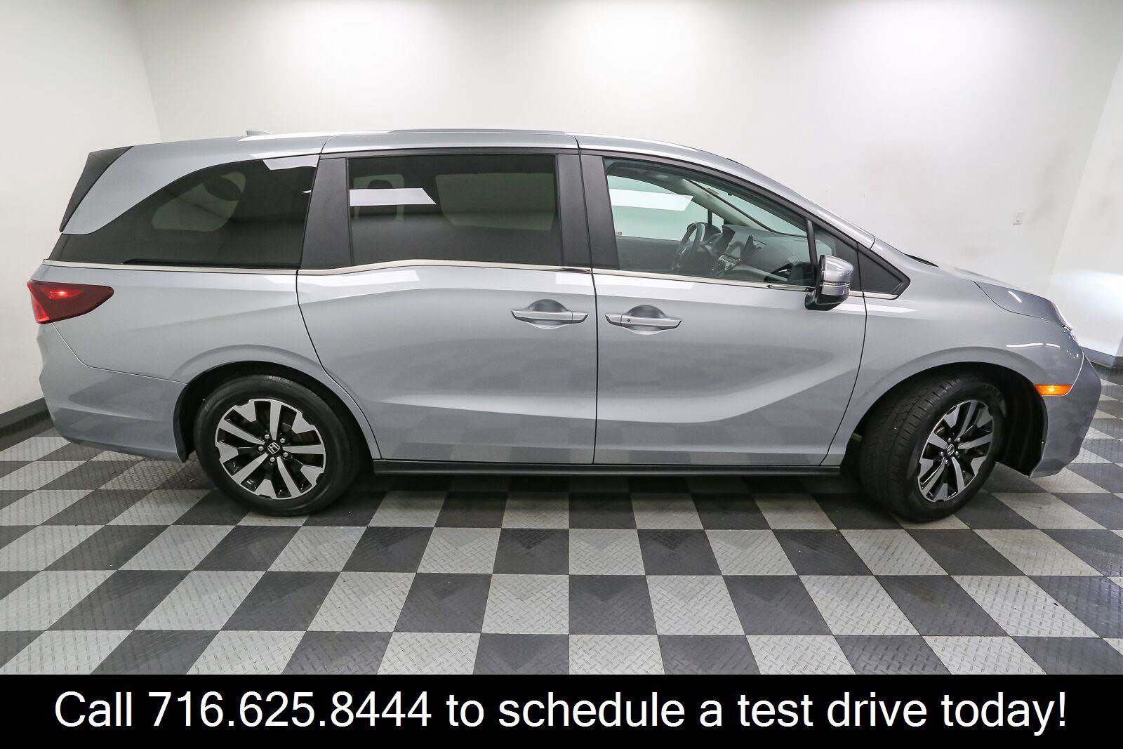 Used 2025 Honda Odyssey EX-L image 7