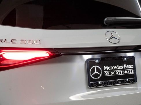 New 2027 Mercedes-Benz GLC 300 image 9