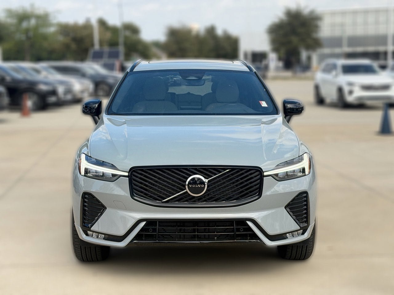 New 2026 Volvo XC60 B5 Core AWD/4WD image 3