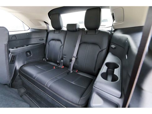 Used 2025 MAZDA CX-90 3.3 Turbo w/ Preferred Package AWD/4WD image 13