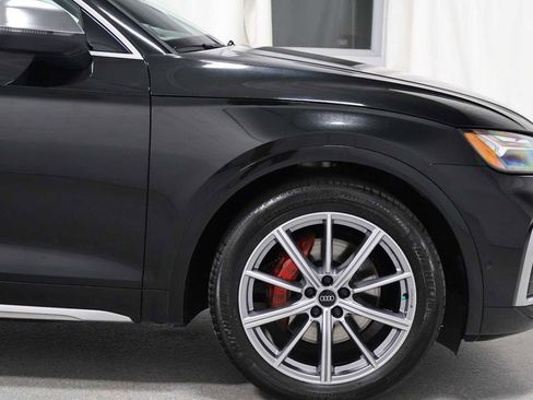 Used 2023 Audi SQ5 Prestige w/ Prestige Package AWD/4WD image 11