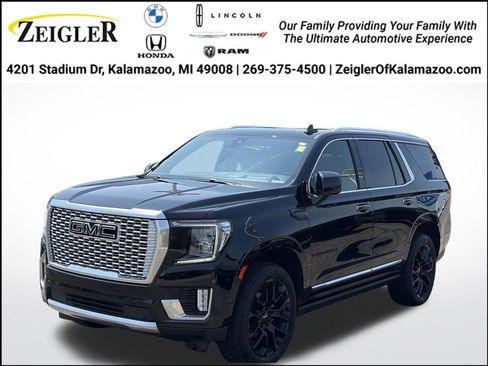 Used 2022 GMC Yukon Denali w/ Denali Ultimate Package AWD/4WD image 1