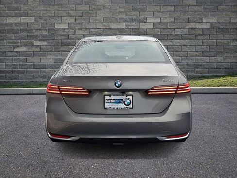 New 2026 BMW 530i xDrive w/ Premium Package AWD/4WD image 5