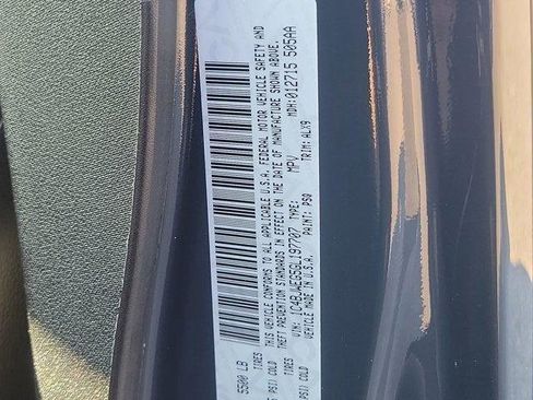 Certified 2016 Jeep Wrangler Unlimited Sahara w/ Dual Top Group image 29