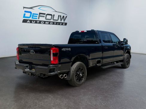 Used 2025 Ford F250 XLT w/ Black Appearance Package AWD/4WD image 3