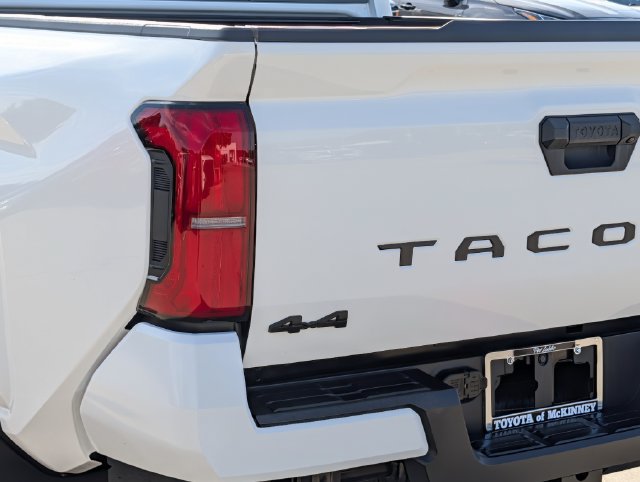 Certified 2026 Toyota Tacoma SR5 AWD/4WD image 8