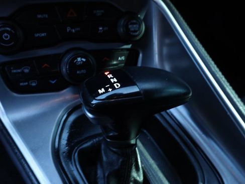 Used 2019 Dodge Challenger R/T w/ Driver Convenience Group image 12