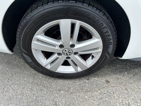 Used 2014 Volkswagen Jetta Hybrid Sedan FWD image 11