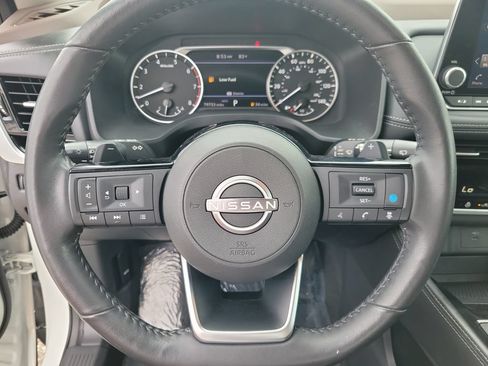 Certified 2023 Nissan Rogue SL AWD/4WD image 19