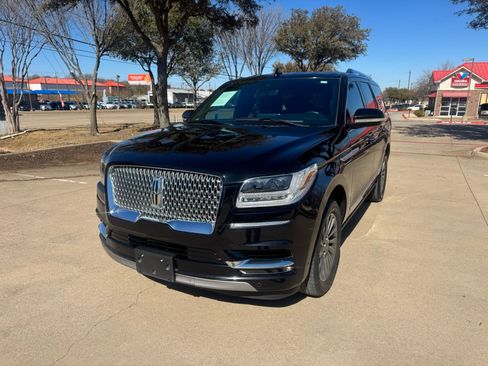 Used 2020 Lincoln Navigator 2WD image 1