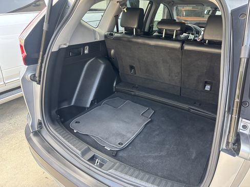 Used 2018 Honda CR-V Touring image 42