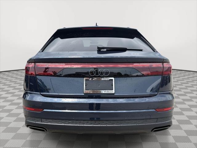 Certified 2025 Audi Q8 Premium w/ Black Optic Package AWD/4WD image 4