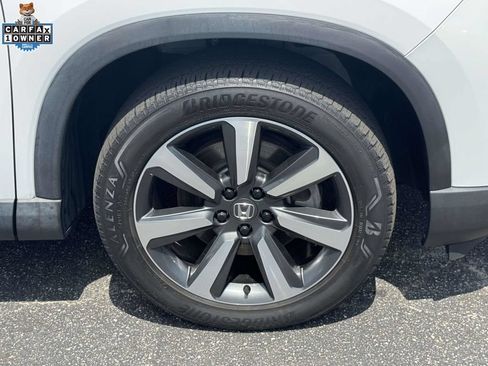 Used 2023 Honda Pilot Touring image 7