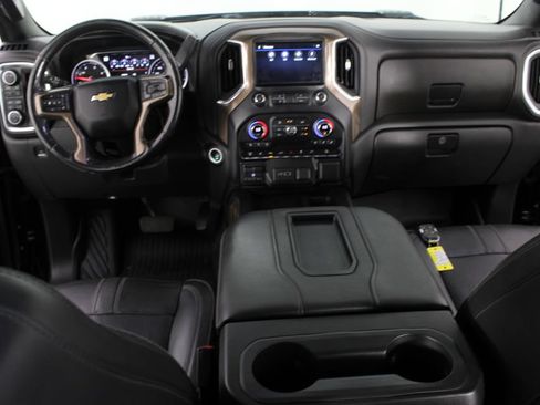 Used 2022 Chevrolet Silverado 2500 High Country w/ Safety Package II AWD/4WD image 11