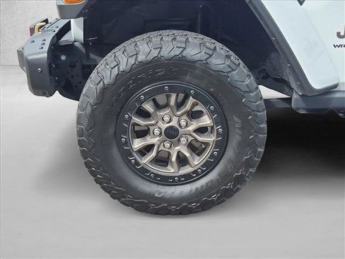 Used 2023 Jeep Wrangler Unlimited Rubicon 392 w/ Trailer Tow Package AWD/4WD image 23