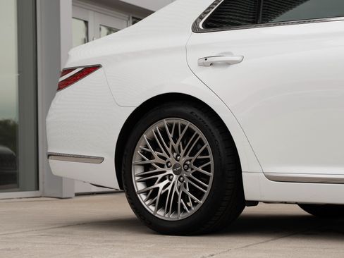 Used 2021 Genesis G90 3.3T Premium AWD/4WD image 36