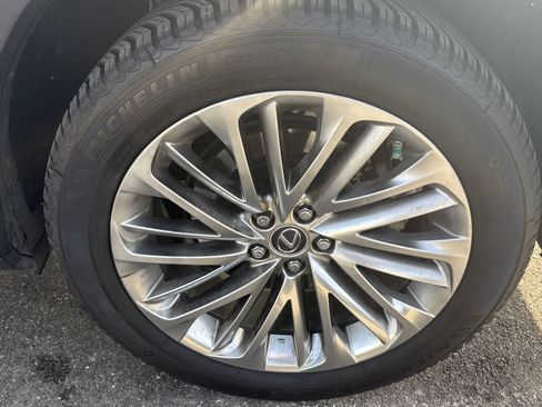 Used 2021 Lexus RX 350L Luxury image 13