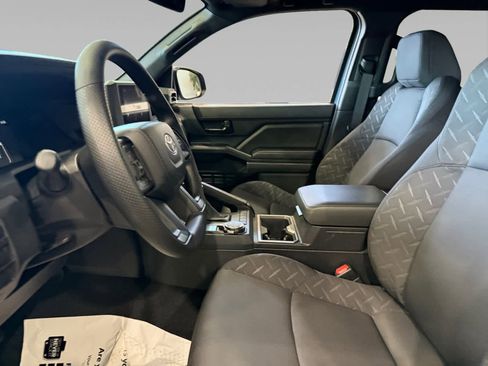 New 2026 Toyota Tacoma SR5 AWD/4WD image 11