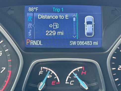 Used 2014 Ford Focus SE FWD image 17