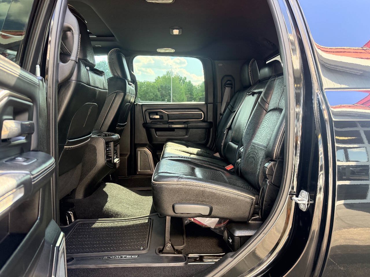 Used 2019 RAM 3500 Limited AWD/4WD image 36