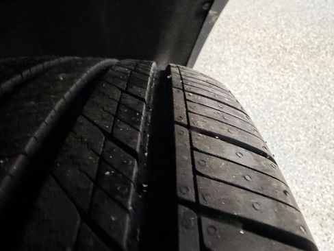 Used 2020 Ford Explorer XLT w/ Comfort Package image 33