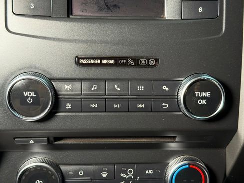 Used 2018 Ford Expedition Max XLT w/ Equipment Group 201A AWD/4WD image 33
