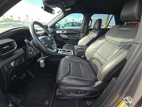 Used 2021 Ford Explorer ST w/ Equipment Group 401A image 6