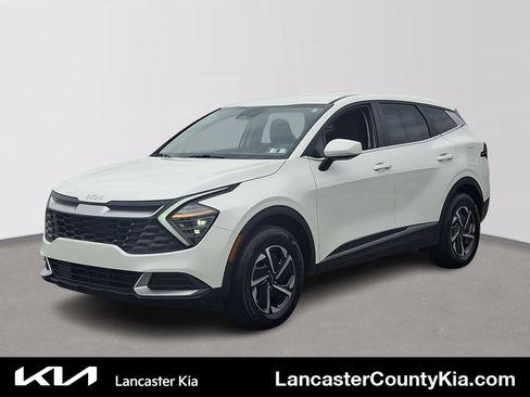 Used 2025 Kia Sportage LX AWD/4WD image 1